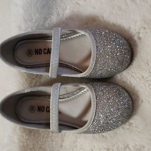 Used silver glitter toddler girls size 9 flats